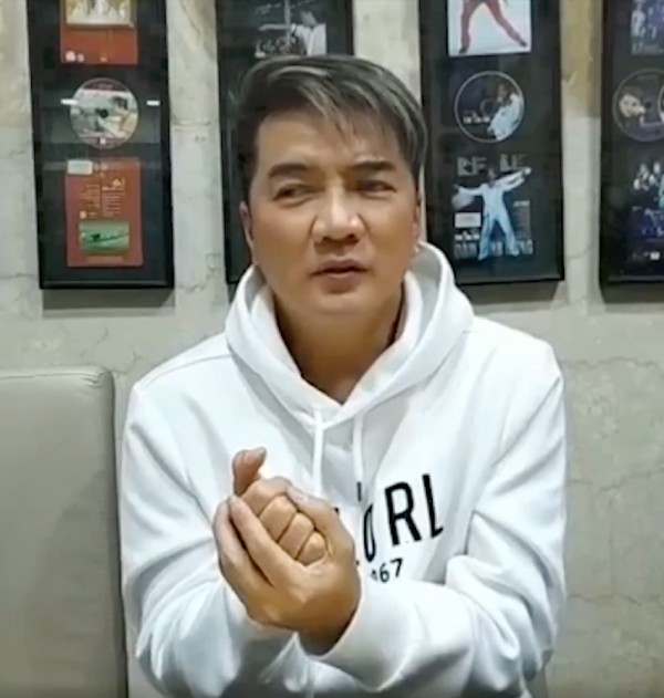  Đàm Vĩnh Hưng tự nhận bản thân "không dại dột" mà tự nhận mình với danh xưng đó. (Ảnh: FB Đàm Vĩnh Hưng) - Tin sao Viet - Tin tuc sao Viet - Scandal sao Viet - Tin tuc cua Sao - Tin cua Sao