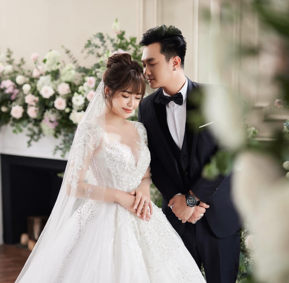 Cả hai luôn khiến người xem phải ghen tị vì sự đẹp đôi. (Ảnh: FB Phạm Anh Tuấn) - Tin sao Viet - Tin tuc sao Viet - Scandal sao Viet - Tin tuc cua Sao - Tin cua Sao