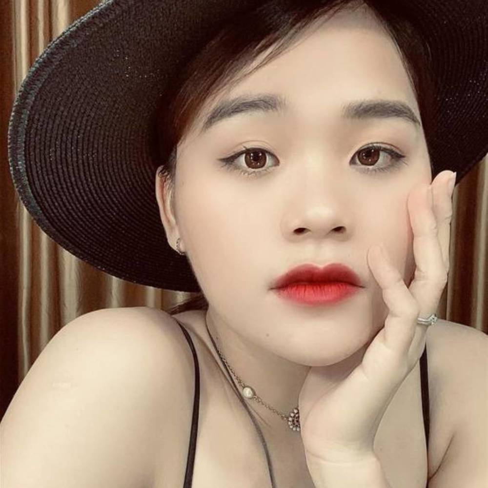 Người đẹp thường xuyên khoe ảnh da trắng ngần. (Ảnh: FB Thánh sún Ngân Thảo) - Tin sao Viet - Tin tuc sao Viet - Scandal sao Viet - Tin tuc cua Sao - Tin cua Sao