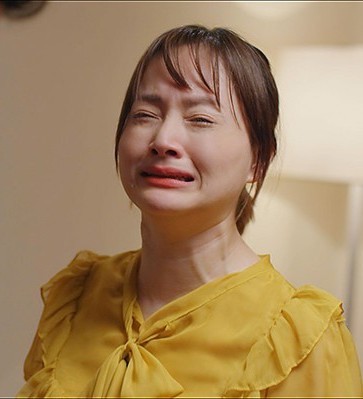 Trong khi vợ đau khổ vì bị nhà chồng chèn ép, Đức vẫn không có động thái bảo vệ. (Ảnh: VFC)