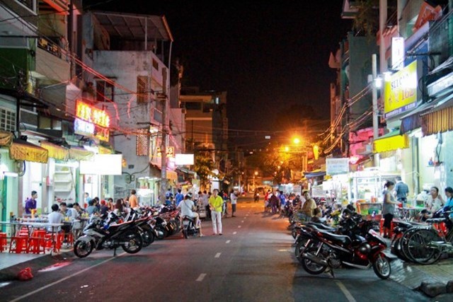  
Con đường sủi cảo nổi tiếng tại Sài Gòn. (Ảnh: Riviu)