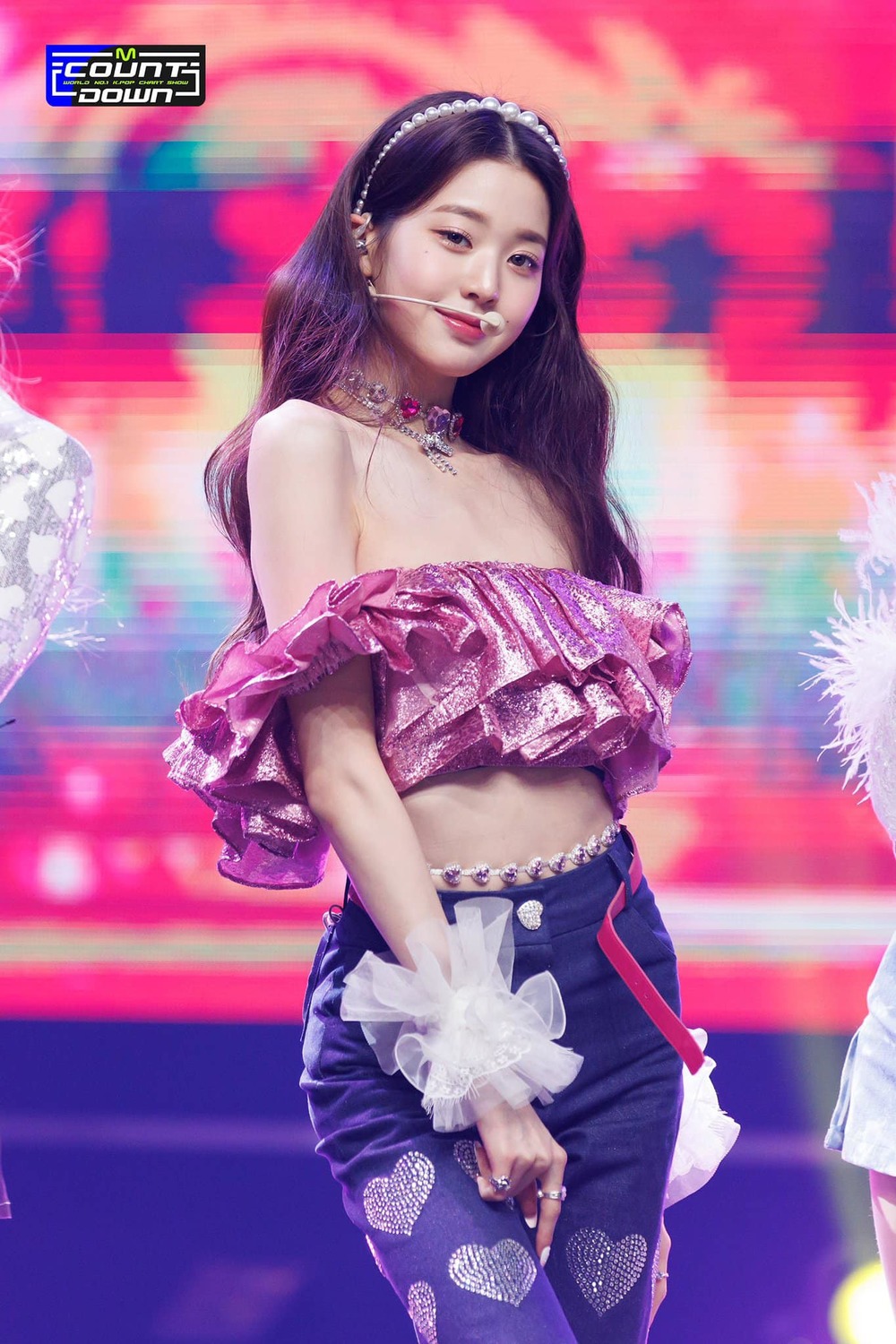 Wonyoung bỗng trở thành đối thủ của Garam. (Ảnh: Mnet)