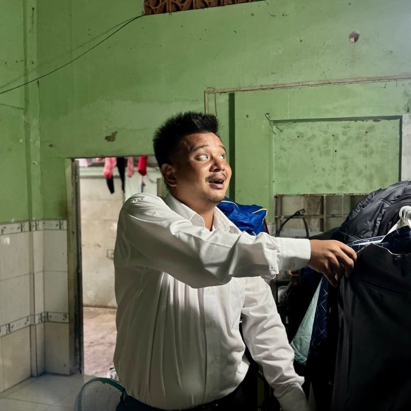  
Bố Anh Hồng ra đi sau một sự cố giao thông. (Ảnh: Thanh Niên) 