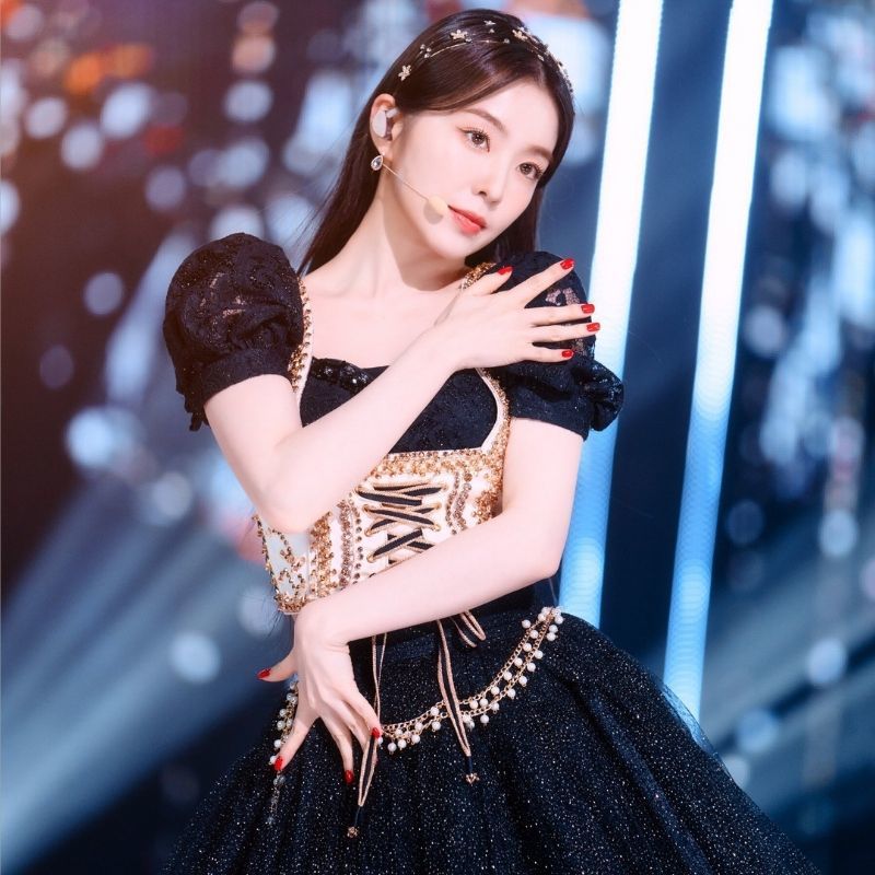 
Irene là nữ thần trên sân khấu với nhan sắc đỉnh cao. (Ảnh: Kpopping)