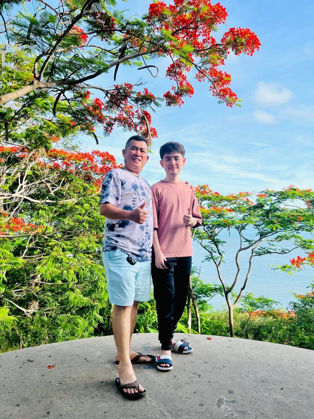  Cậu có vẻ ngoài như bản sao của ba Cường. - Tin sao Viet - Tin tuc sao Viet - Scandal sao Viet - Tin tuc cua Sao - Tin cua Sao
