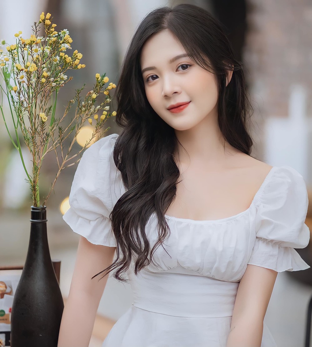 Nguyễn Hoàng Ngọc Huyền - hot girl khả ái mà khán giả yêu thích