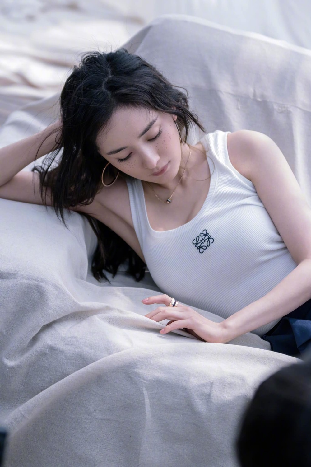  
Nữ diễn viên tạm thời không tham gia đóng phim để nghỉ ngơi. (Ảnh: Weibo)