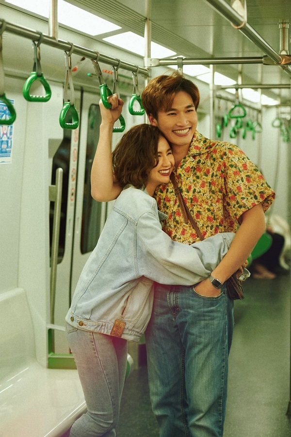 Huyền Lizzie và bạn diễn có hẳn một bộ ảnh riêng. (Ảnh: FB Phan Minh Huyen) - Tin sao Viet - Tin tuc sao Viet - Scandal sao Viet - Tin tuc cua Sao - Tin cua Sao