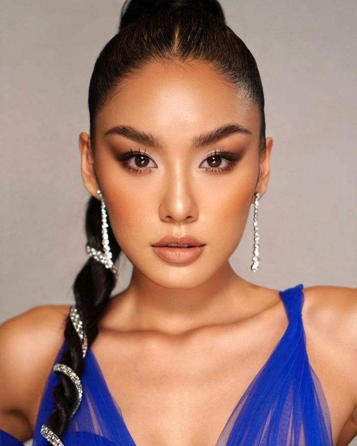    Trước đó, Thảo Nhi từng nhận về phản hồi trái chiều khi để kiểu tóc buộc cao. (Ảnh: FB Thảo Nhi Lê)