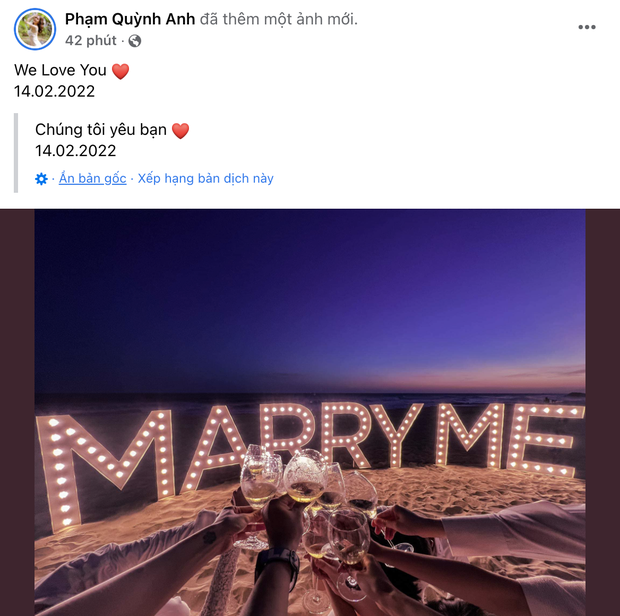  
Hình ảnh được cho là buổi cầu hôn của Phạm Quỳnh Anh. (Ảnh: Facebook Phạm Quỳnh Anh)
