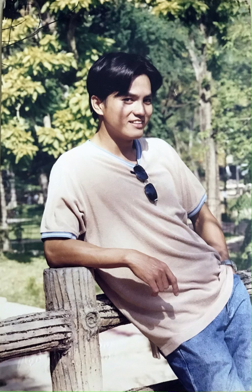  Thời trẻ, anh có ngoại hình thư sinh, giống mỹ nam Hàn Quốc. (Ảnh: FB Cao Minh Đạt)