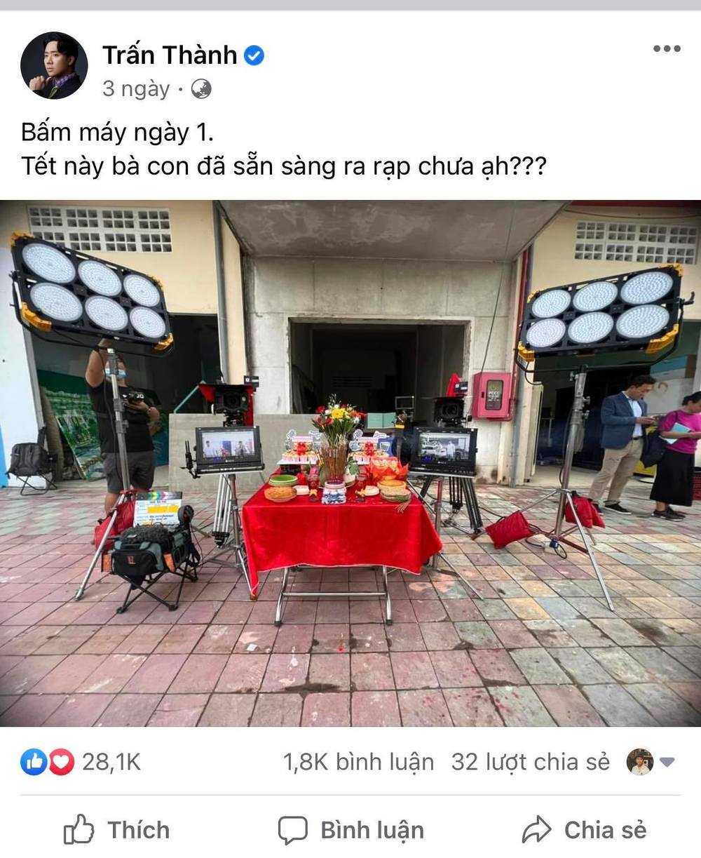  
Cách đó vài ngày, anh đăng tải hình ảnh khai máy của một dự án phim. (Ảnh: FB Trấn Thành)