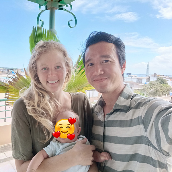  Anh Đức và chị Hanna Larsen đã có với nhau một bé gái đáng yêu. (Ảnh: FB Lương Thanh Đức)