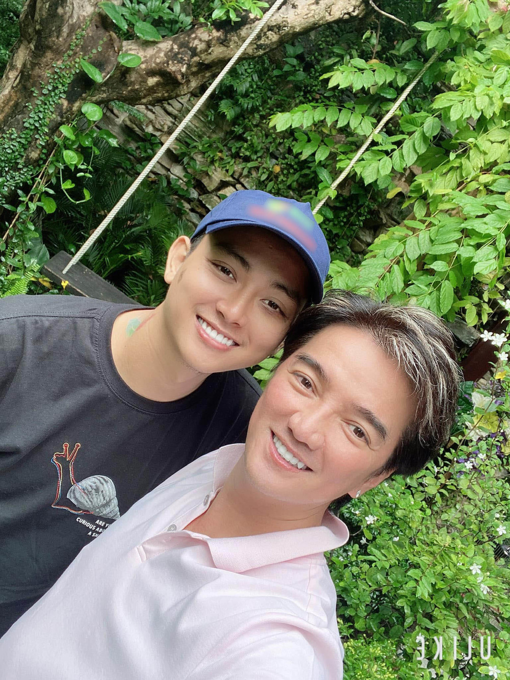  Đàm Vĩnh Hưng cũng chia sẻ ảnh chụp cùng nam ca sĩ. (Ảnh: FB Đàm Vĩnh Hưng) - Tin sao Viet - Tin tuc sao Viet - Scandal sao Viet - Tin tuc cua Sao - Tin cua Sao