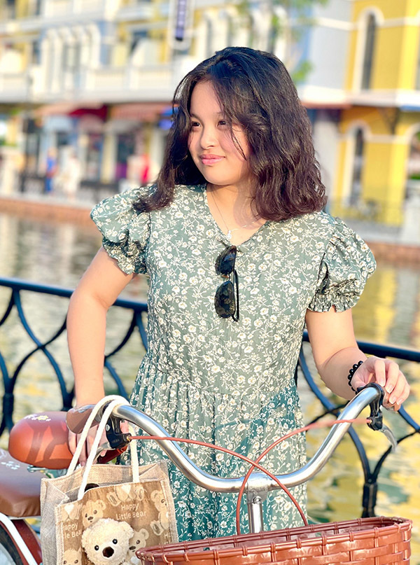    Trước đó Suli hướng đến hình ảnh nhẹ nhàng, nữ tính. (Ảnh: Facebook Bui Thuy Hanh) - Tin sao Viet - Tin tuc sao Viet - Scandal sao Viet - Tin tuc cua Sao - Tin cua Sao