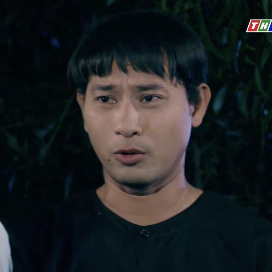    Trong nhà, Thành là người ở, bị bà Phú đối xử tệ vì vốn đã không có thiện cảm với anh. (Ảnh: Tư liệu phim Duyên Kiếp)