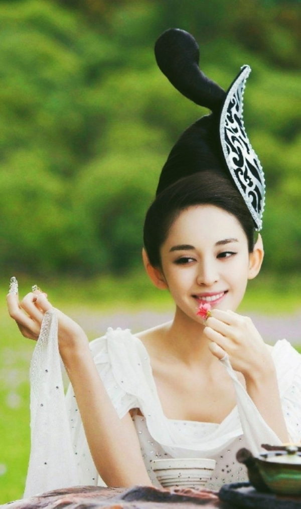    Gương mặt đã "cân" được tất cả. (Ảnh: Weibo)