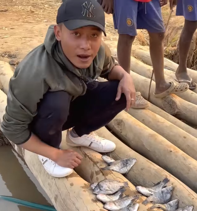 Quang Linh thất bại khi nuôi cá tại trang trại hơn 2 tỷ ở châu Phi