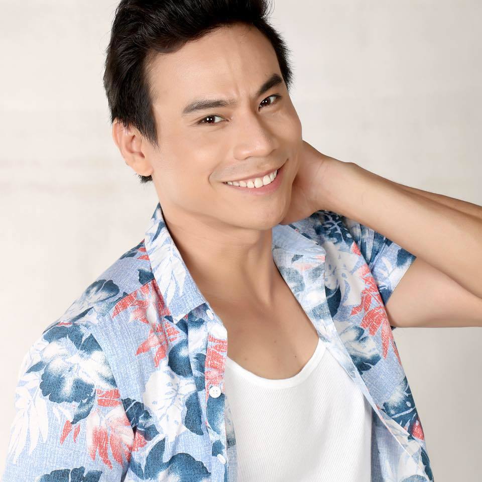  
Anh có tuổi thơ cơ cực trước khi thành công như hiện tại.