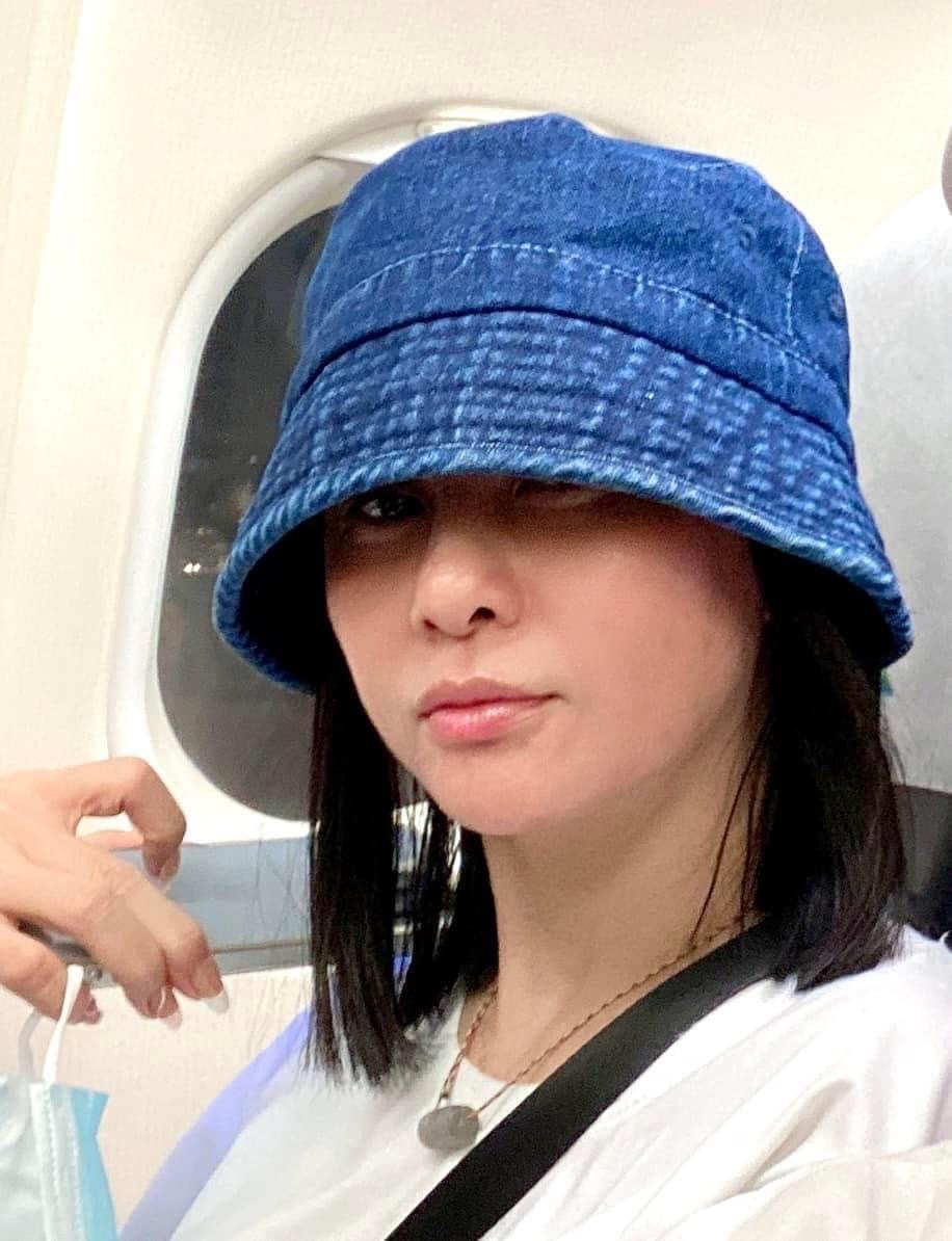  
Cô ăn diện cũng rất xì-teen nên ăn gian tuổi thật không ít, nhiều người khó tin cô đã là U60. - Tin sao Viet - Tin tuc sao Viet - Scandal sao Viet - Tin tuc cua Sao - Tin cua Sao