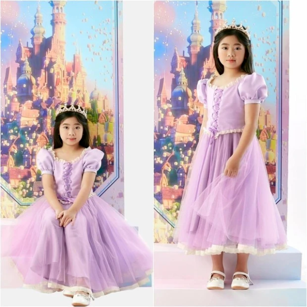  
Vẻ xinh xắn, đáng yêu cùng sự dạn dĩ, tự tin của cô bé nhận được nhiều lời khen. (Ảnh: FB M.C) - Tin sao Viet - Tin tuc sao Viet - Scandal sao Viet - Tin tuc cua Sao - Tin cua Sao