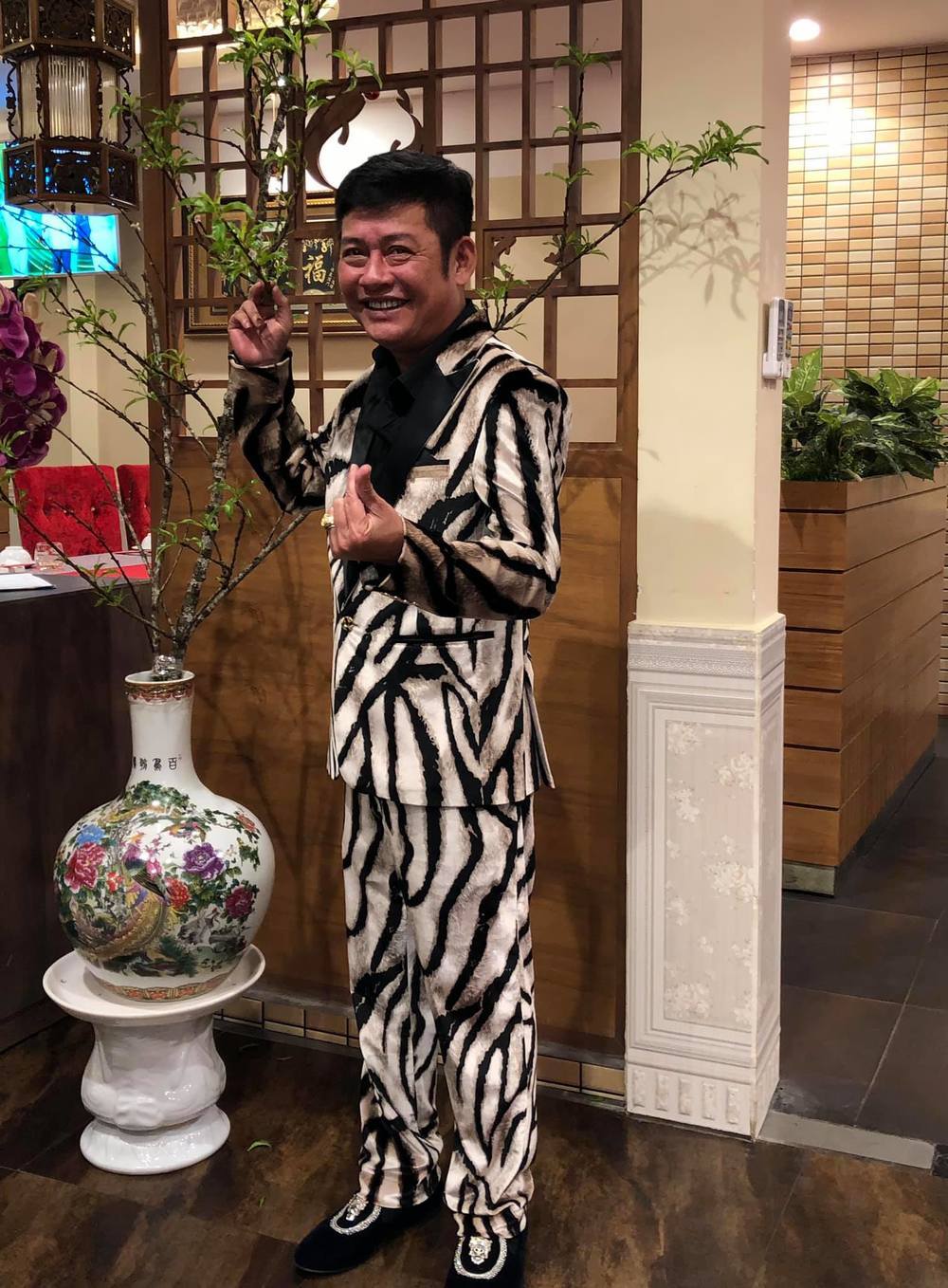  
Tuy qua thời hoàng kim nhưng Tấn Beo vẫn được khán giả quý mến. (Ảnh: FB Tấn Beo) - Tin sao Viet - Tin tuc sao Viet - Scandal sao Viet - Tin tuc cua Sao - Tin cua Sao