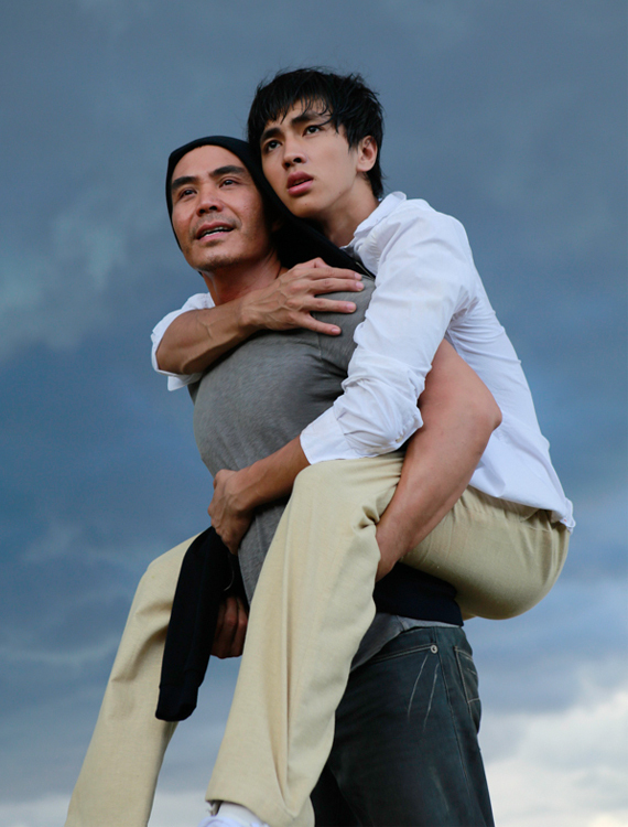  
Thậm chí có thời điểm nam diễn viên còn bị cho là người đồng tính khi có sự kết hợp quá ăn ý cùng Bình An. (Ảnh: FB Trung Dũng)  - Tin sao Viet - Tin tuc sao Viet - Scandal sao Viet - Tin tuc cua Sao - Tin cua Sao