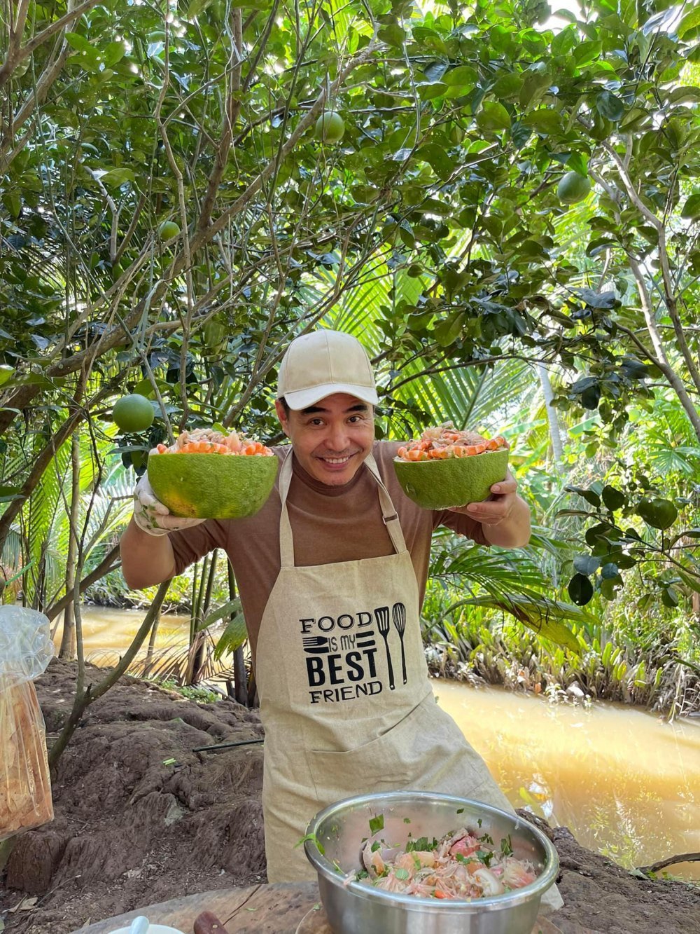  
Nam diễn viên hài lòng với cuộc sống hiện tại. (Ảnh: FB Trung Dũng)  - Tin sao Viet - Tin tuc sao Viet - Scandal sao Viet - Tin tuc cua Sao - Tin cua Sao