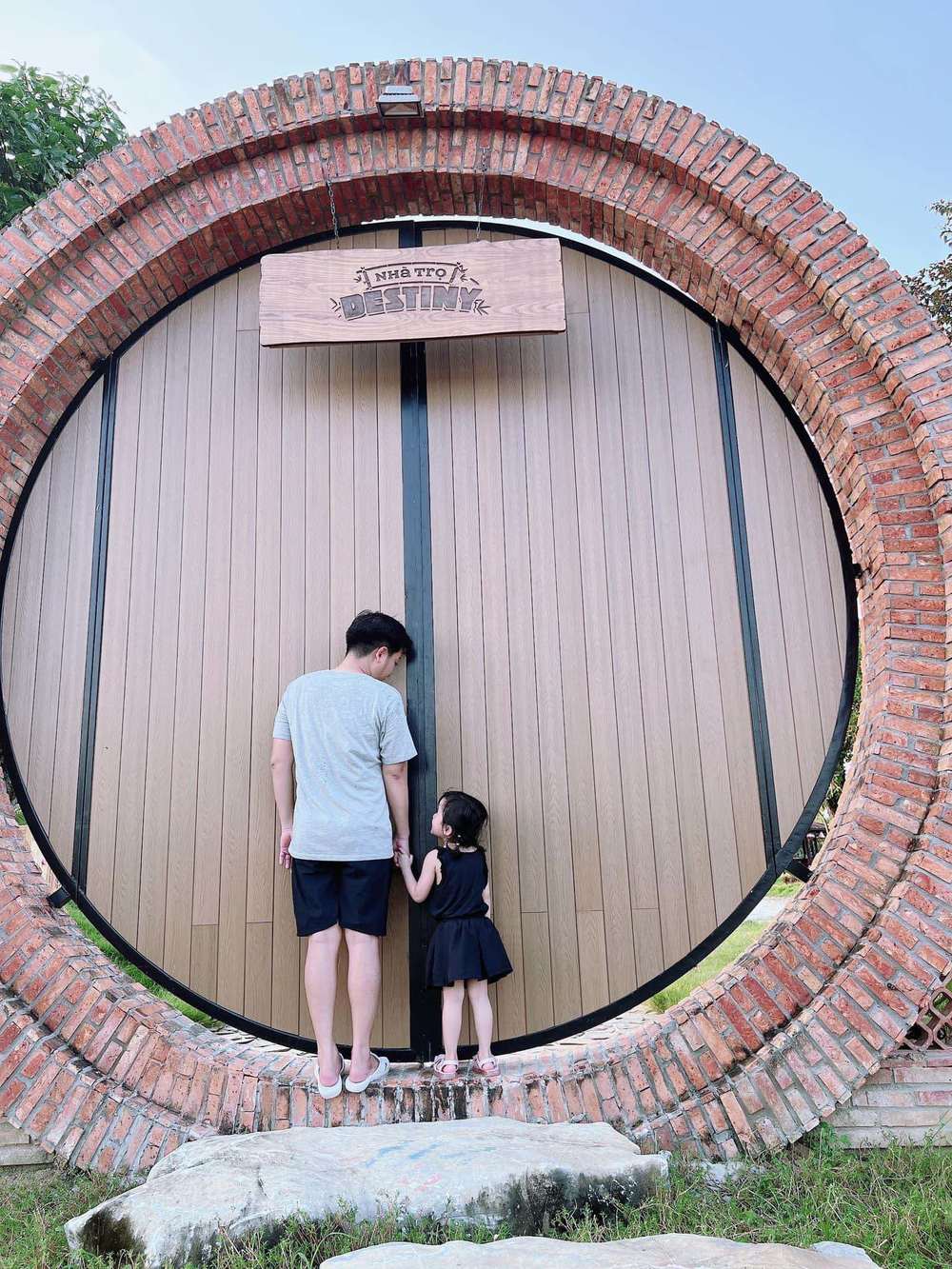  
Cơ ngơi anh dành cho con gái khiến mọi người ghen tị. (Ảnh: FB Nghệ sĩ Trường Giang) - Tin sao Viet - Tin tuc sao Viet - Scandal sao Viet - Tin tuc cua Sao - Tin cua Sao