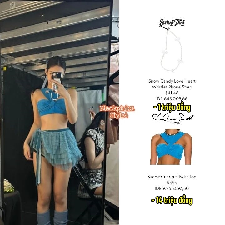  
Jennie thay đổi phần áo của trang phục diễn solo. (Ảnh: Instagram @blackpinks.style4)