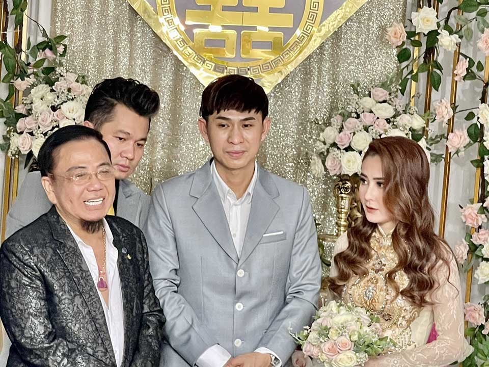  
Châu Gia Kiệt đã tổ chức đám hỏi vào năm 2021. (Ảnh: Ngôi sao) - Tin sao Viet - Tin tuc sao Viet - Scandal sao Viet - Tin tuc cua Sao - Tin cua Sao