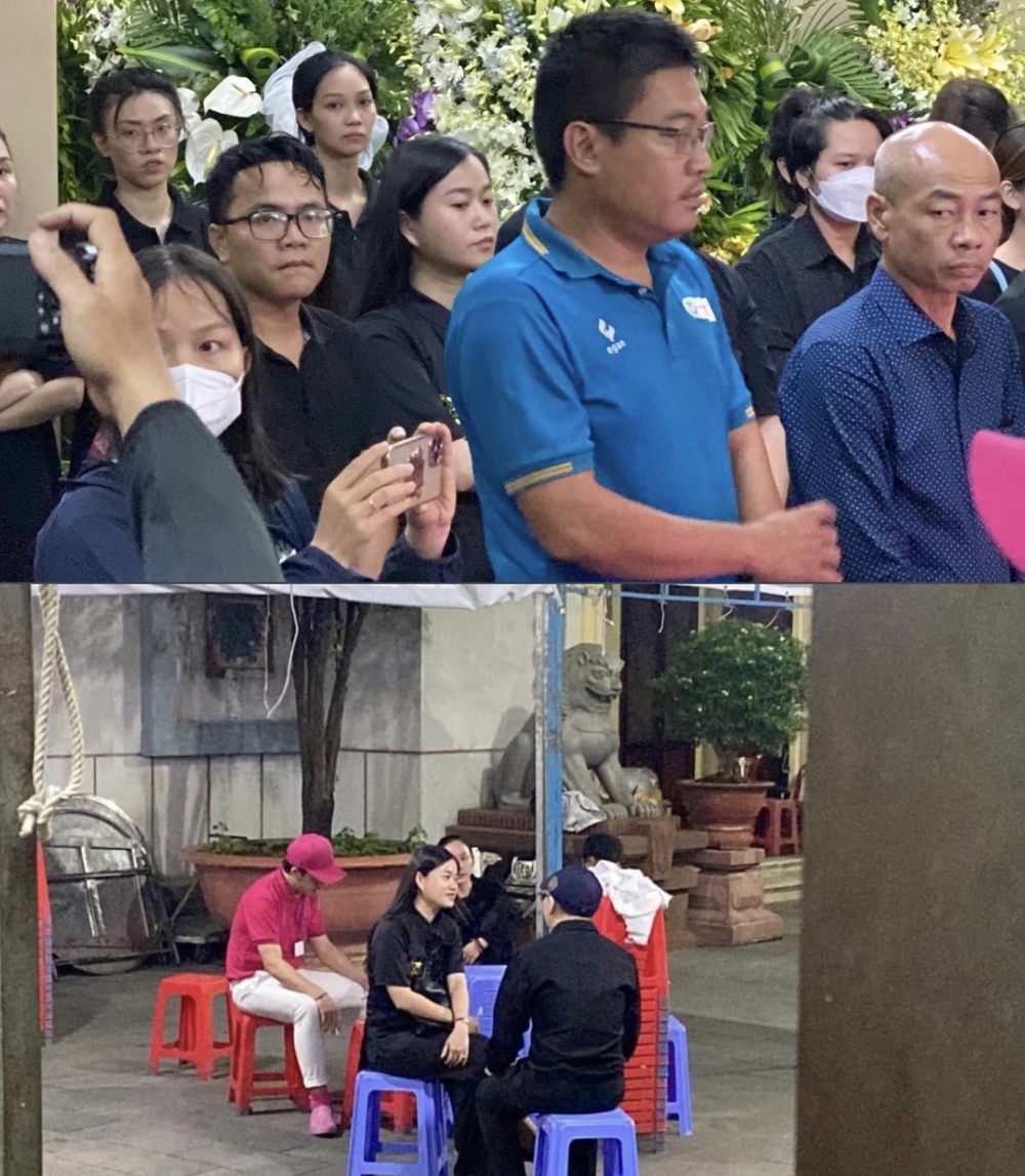  
Lâm Vỹ Dạ xuất hiện từ sớm bên linh cữu thầy. (Ảnh: Bí mật Vbiz) - Tin sao Viet - Tin tuc sao Viet - Scandal sao Viet - Tin tuc cua Sao - Tin cua Sao