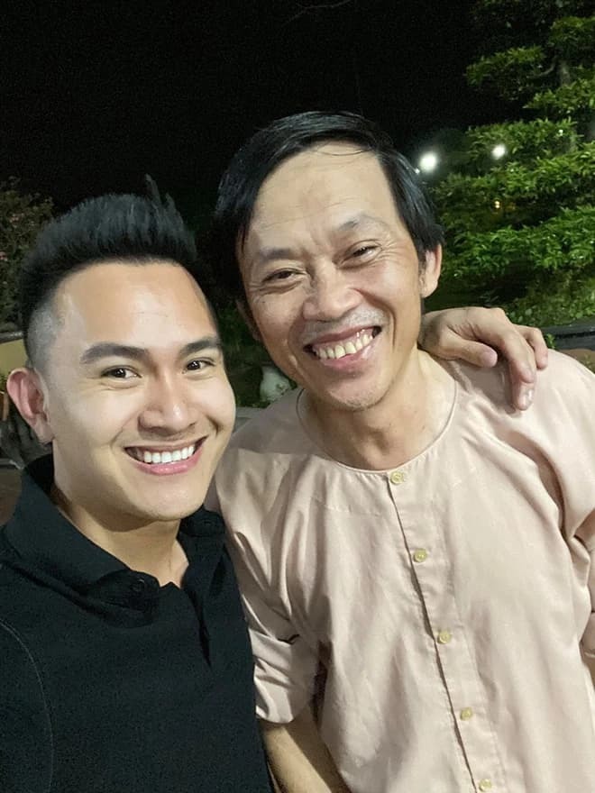  
Con trai Hoài Linh không nối nghiệp nghệ thuật của ba. (Ảnh: FB Vo Le Thanh Vinh) - Tin sao Viet - Tin tuc sao Viet - Scandal sao Viet - Tin tuc cua Sao - Tin cua Sao