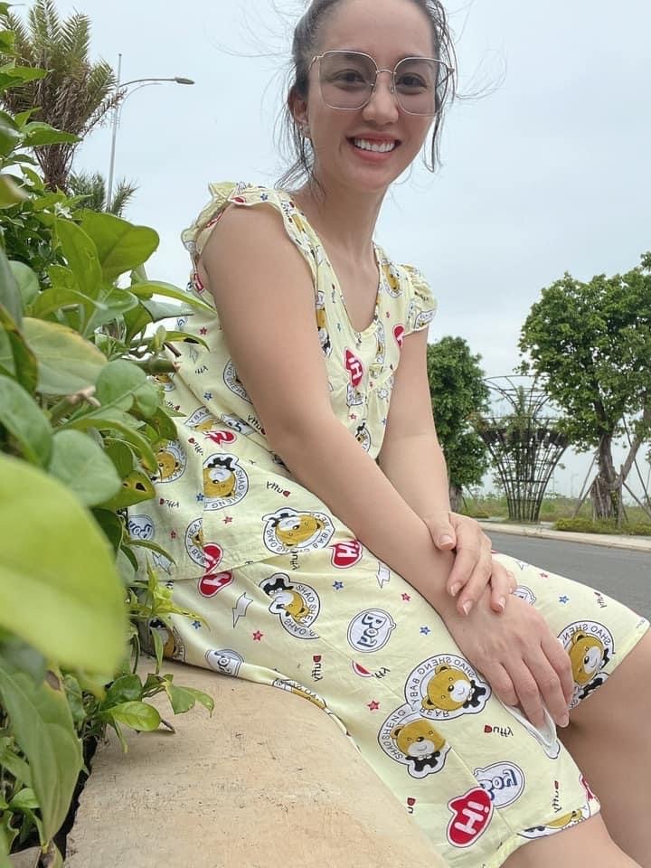  
Bà xã Lê Dương Bảo Lâm rất mê đồ bộ. (Ảnh: FB Quỳnh Quỳnh) - Tin sao Viet - Tin tuc sao Viet - Scandal sao Viet - Tin tuc cua Sao - Tin cua Sao