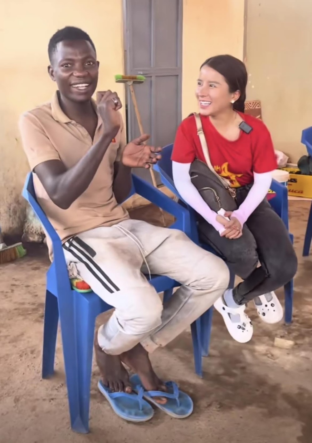  
Lindo đã hỗ trợ Quang Linh rất nhiều trong công việc. (Ảnh: Người Nổi Tiếng)