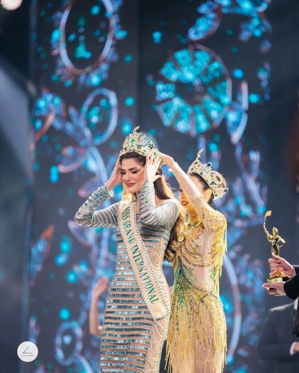  
Chung kết Miss Grand International 2022 khép lại với màn đăng quang của người đẹp Brazil. (Ảnh: FB MGI) - Tin sao Viet - Tin tuc sao Viet - Scandal sao Viet - Tin tuc cua Sao - Tin cua Sao