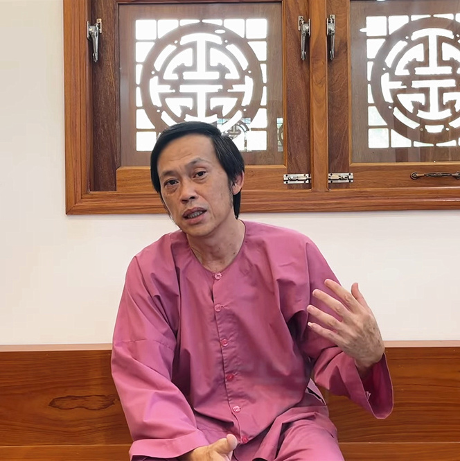  Anh bị ảnh hưởng tên tuổi sau vụ ồn ào từ thiện. (Ảnh: FB Võ Hoài Linh)