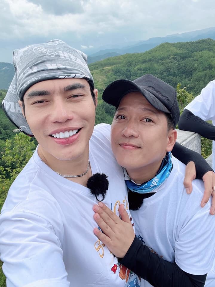  Gần đây anh tham gia 2 Ngày 1 Đêm. (Ảnh: FB Trường Giang)