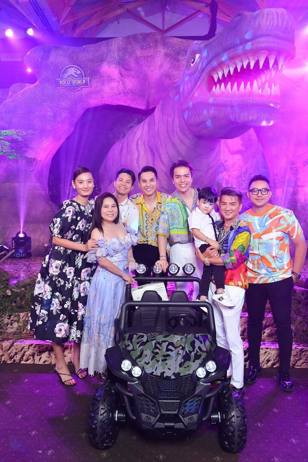  
Bé Polo được nhiều bạn bè của nam ca sĩ yêu thương. (Ảnh: FB Đàm Vĩnh Hưng)  - Tin sao Viet - Tin tuc sao Viet - Scandal sao Viet - Tin tuc cua Sao - Tin cua Sao