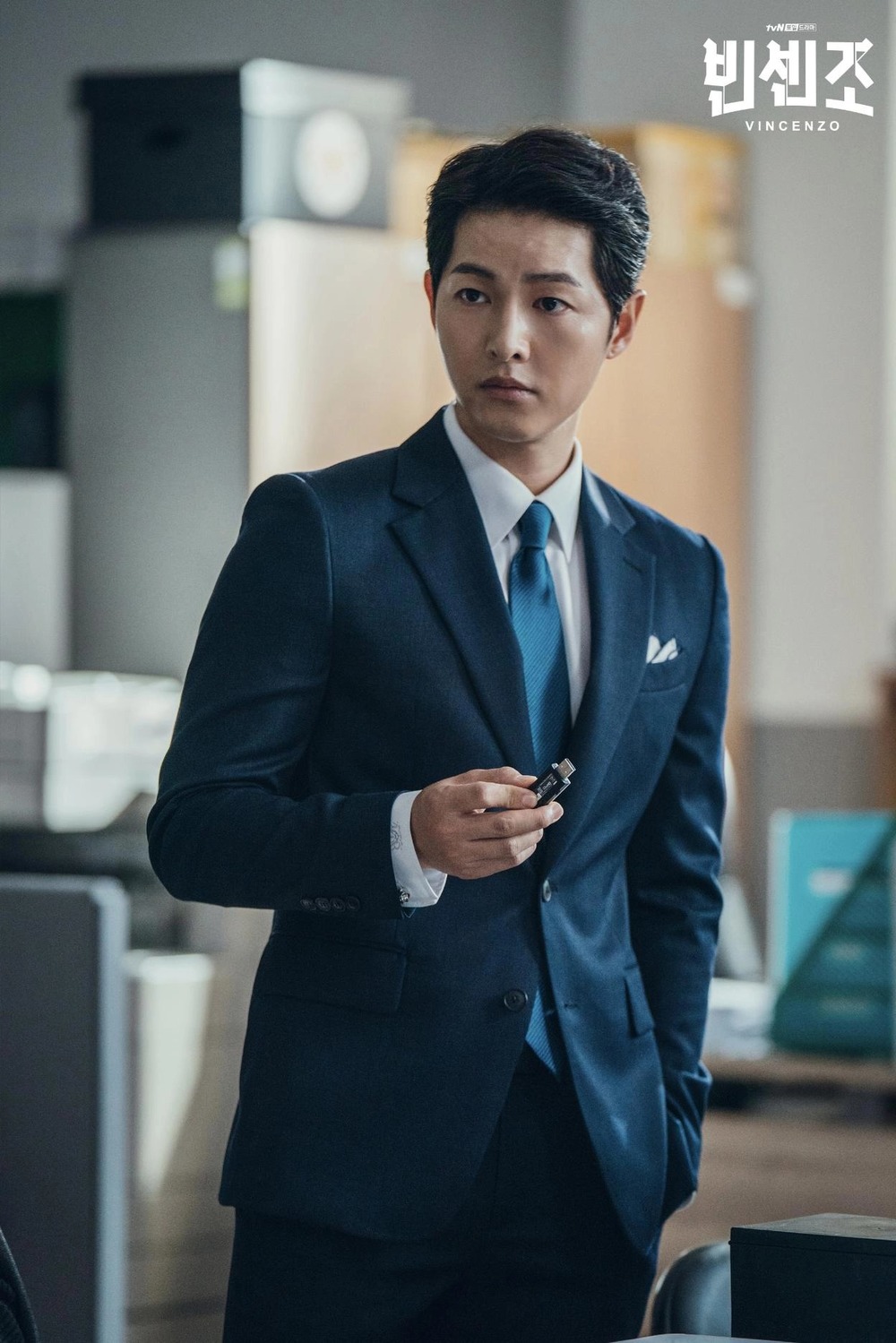  Vincenzo là cú bật xuất sắc của Song Joong Ki vào cuối năm 20212. (Ảnh: Pinterest) 