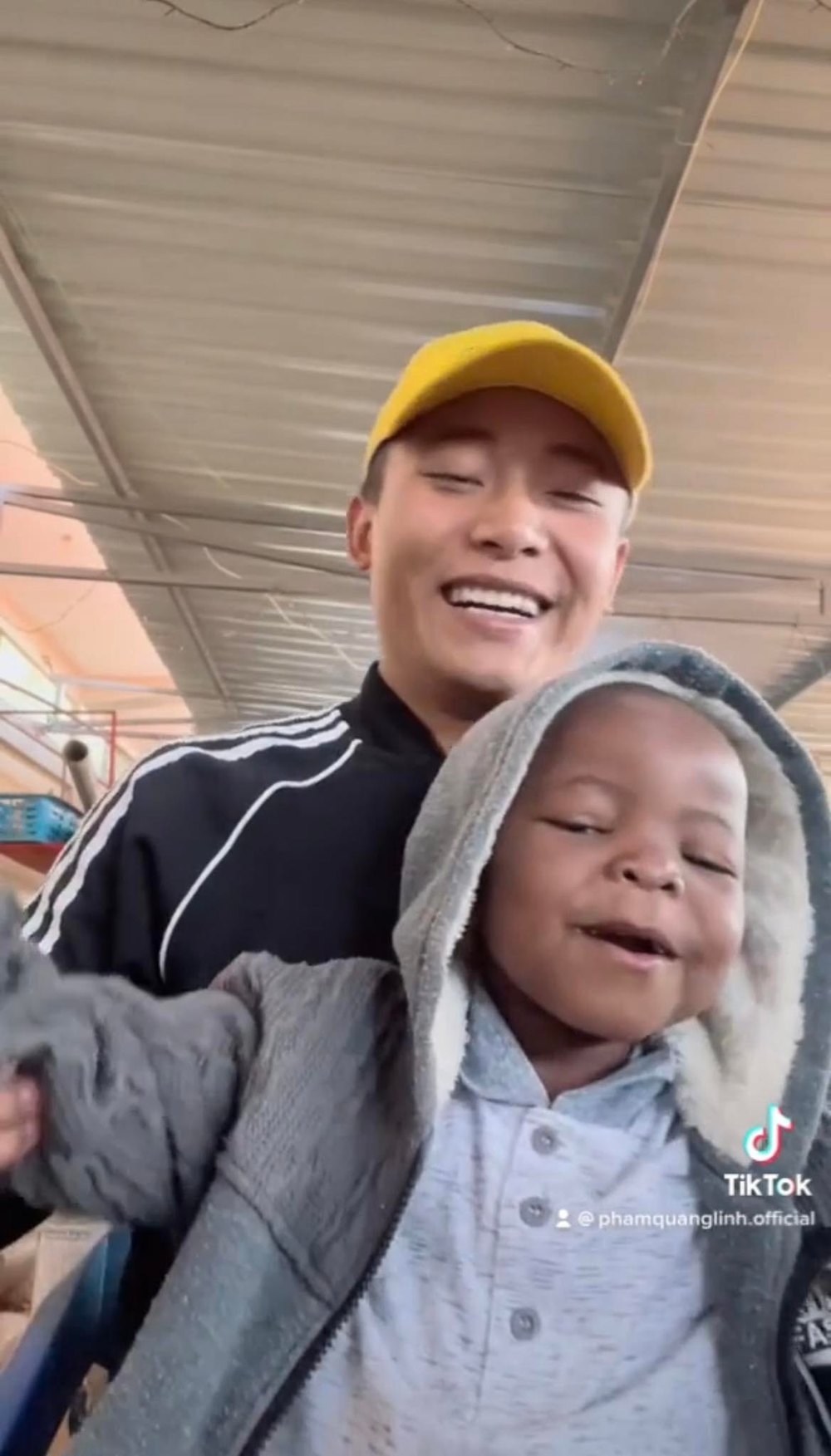  
Đây cũng chính là một trong những lý do người xem yêu mến anh chàng. (Ảnh: TikTok Phạm Quang Linh)