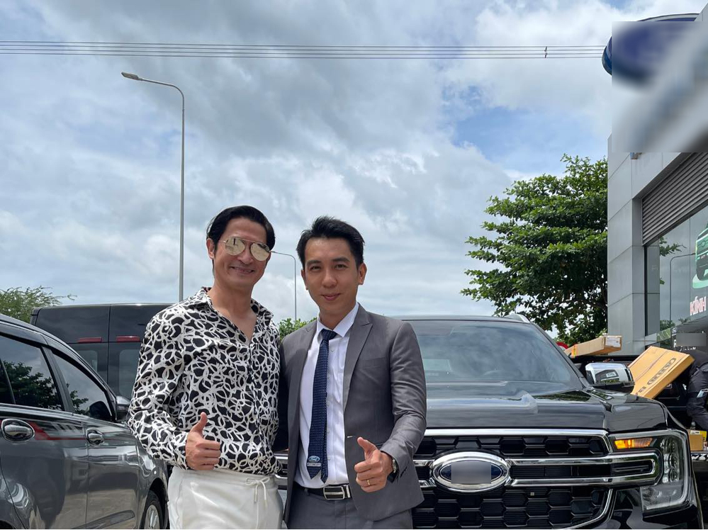  
Vì muốn thuận tiện di chuyển nên nam diễn viên quyết định sắm xế hộp mới. (Ảnh: FB Trần Phan Huy Khánh) - Tin sao Viet - Tin tuc sao Viet - Scandal sao Viet - Tin tuc cua Sao - Tin cua Sao