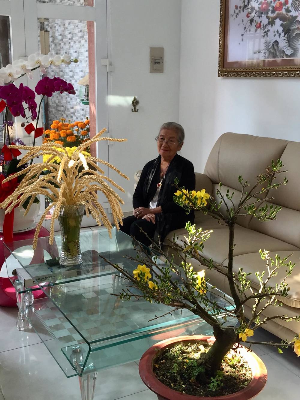  
Hiện tại nghệ sĩ có cuộc sống viên mãn cùng con cháu. (Ảnh: FB Phi Điểu) - Tin sao Viet - Tin tuc sao Viet - Scandal sao Viet - Tin tuc cua Sao - Tin cua Sao