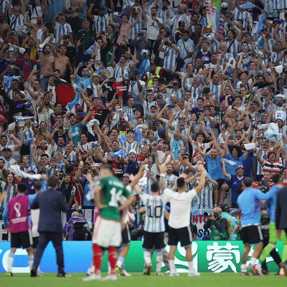 Argentina là quốc gia có cổ động viên đến Qatar xem World Cup lớn nhất thế giới. (Ảnh: New York Time)