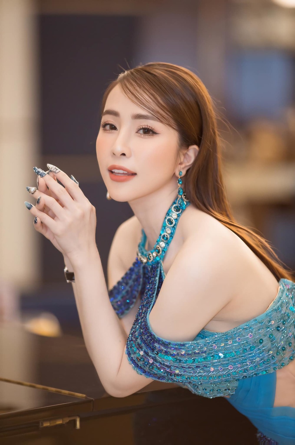  
Cô chăm chỉ hoạt động showbiz sau chuyện buồn tình cảm. (Ảnh: FB Quỳnh Nga) - Tin sao Viet - Tin tuc sao Viet - Scandal sao Viet - Tin tuc cua Sao - Tin cua Sao