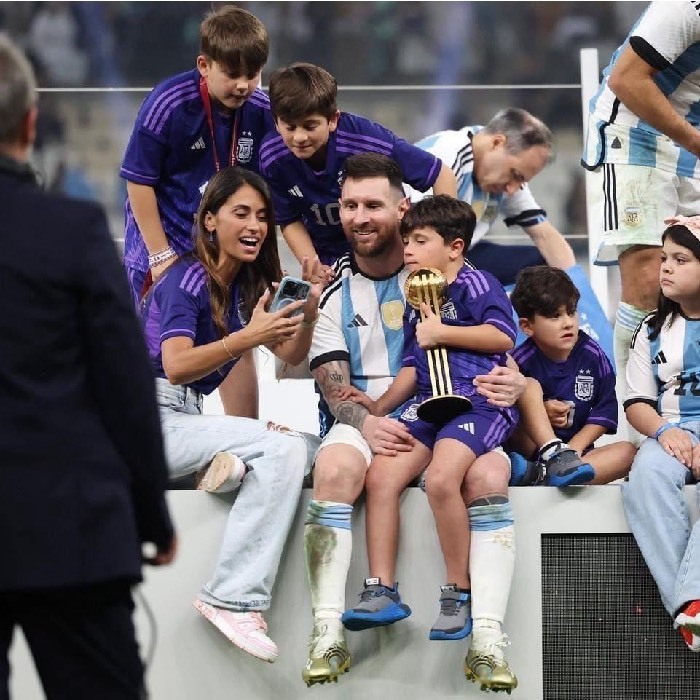  Messi is always proud because his family is his solid back. (Photo: IG Antonela)