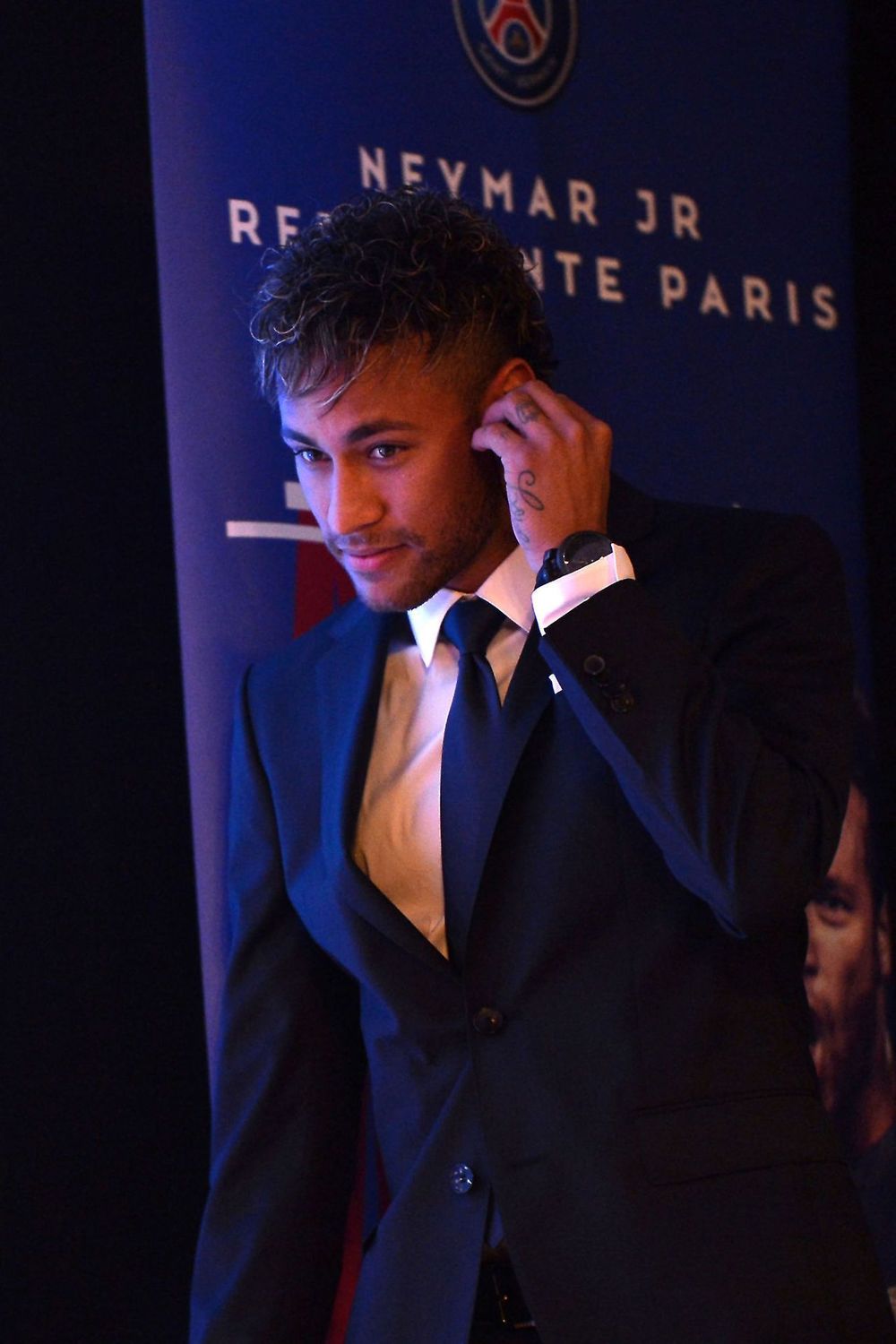 Neymar buông lời chế giễu Man Utd  VTVVN
