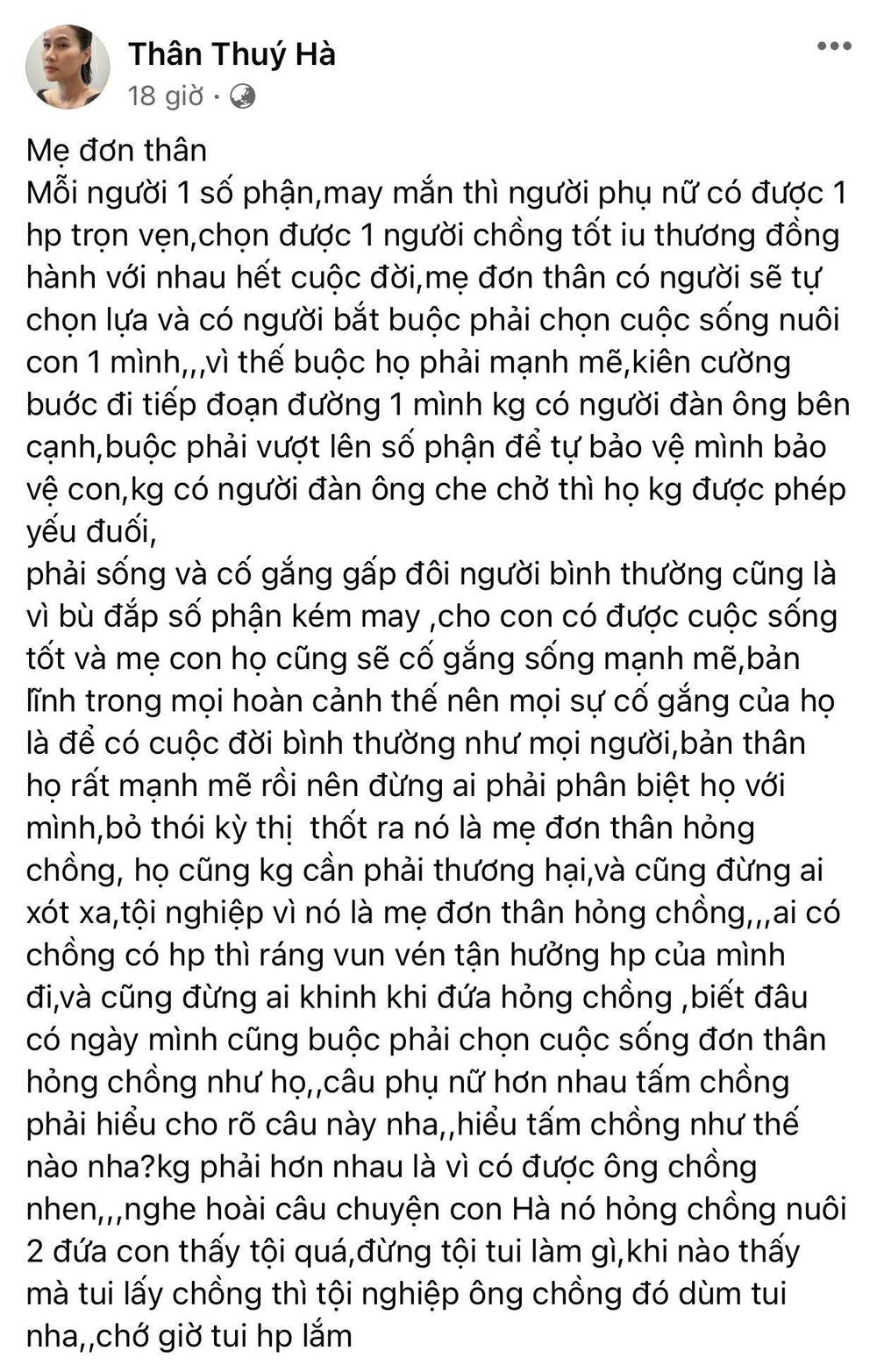  
Cô chia sẻ nhiều về cuộc sống làm mẹ đơn thân.