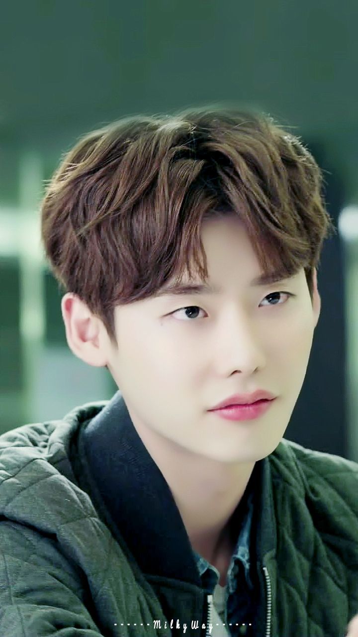  
Lee Jong Suk trong Pinocchio. (Ảnh: Pinterest) 