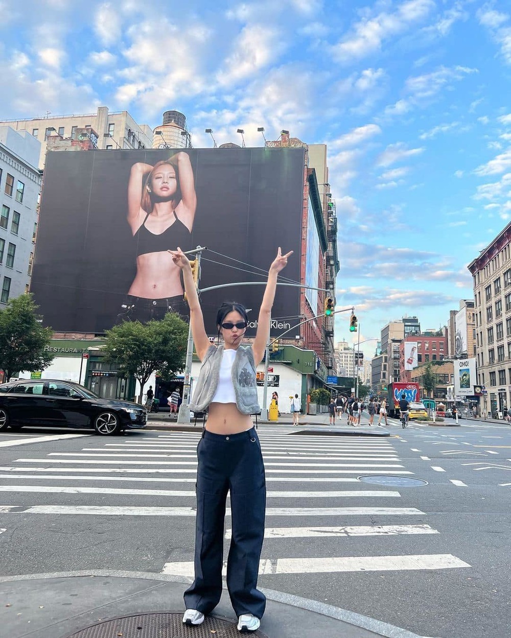  
Billboards of female idols of YG are covered everywhere.  (Photo: Instagram @jennierubyjane)